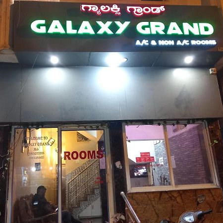Hotel Galaxy Grand Mysore Exterior foto