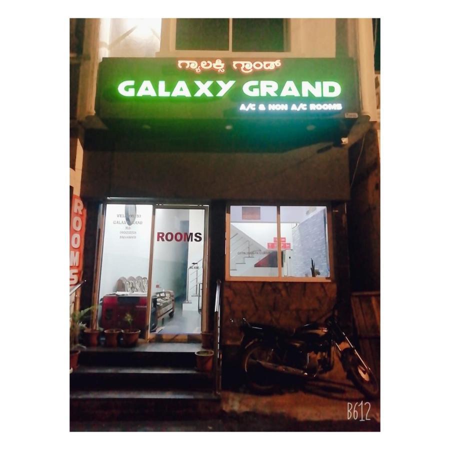 Hotel Galaxy Grand Mysore Exterior foto
